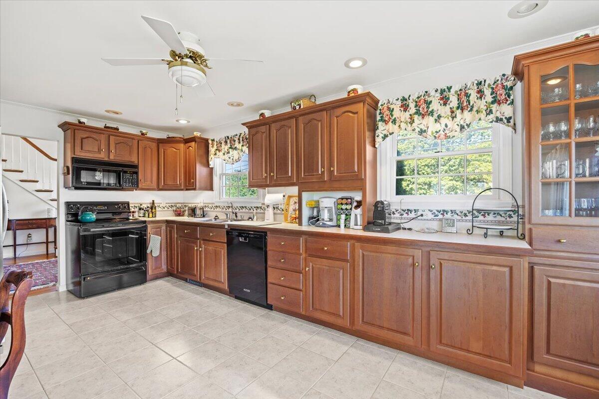 129 Fortunes Rocks Road