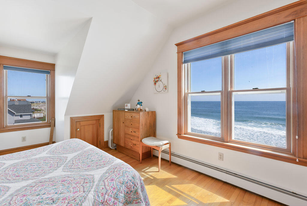 69 Fortunes Rocks Road