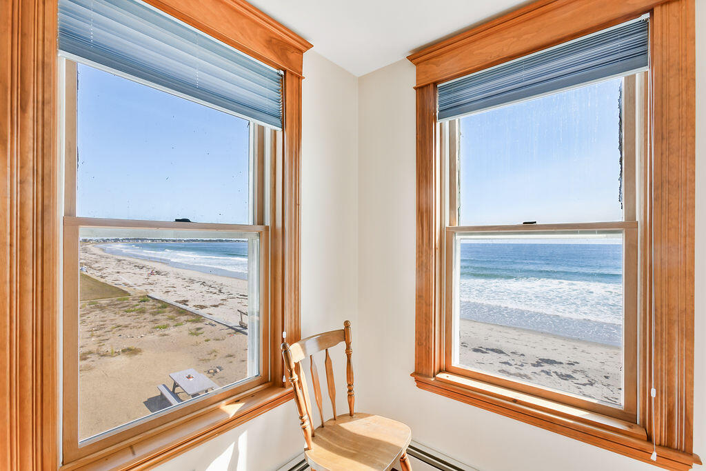 69 Fortunes Rocks Road