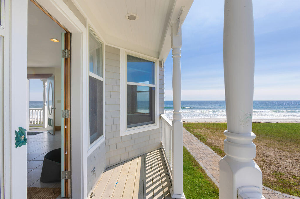 69 Fortunes Rocks Road