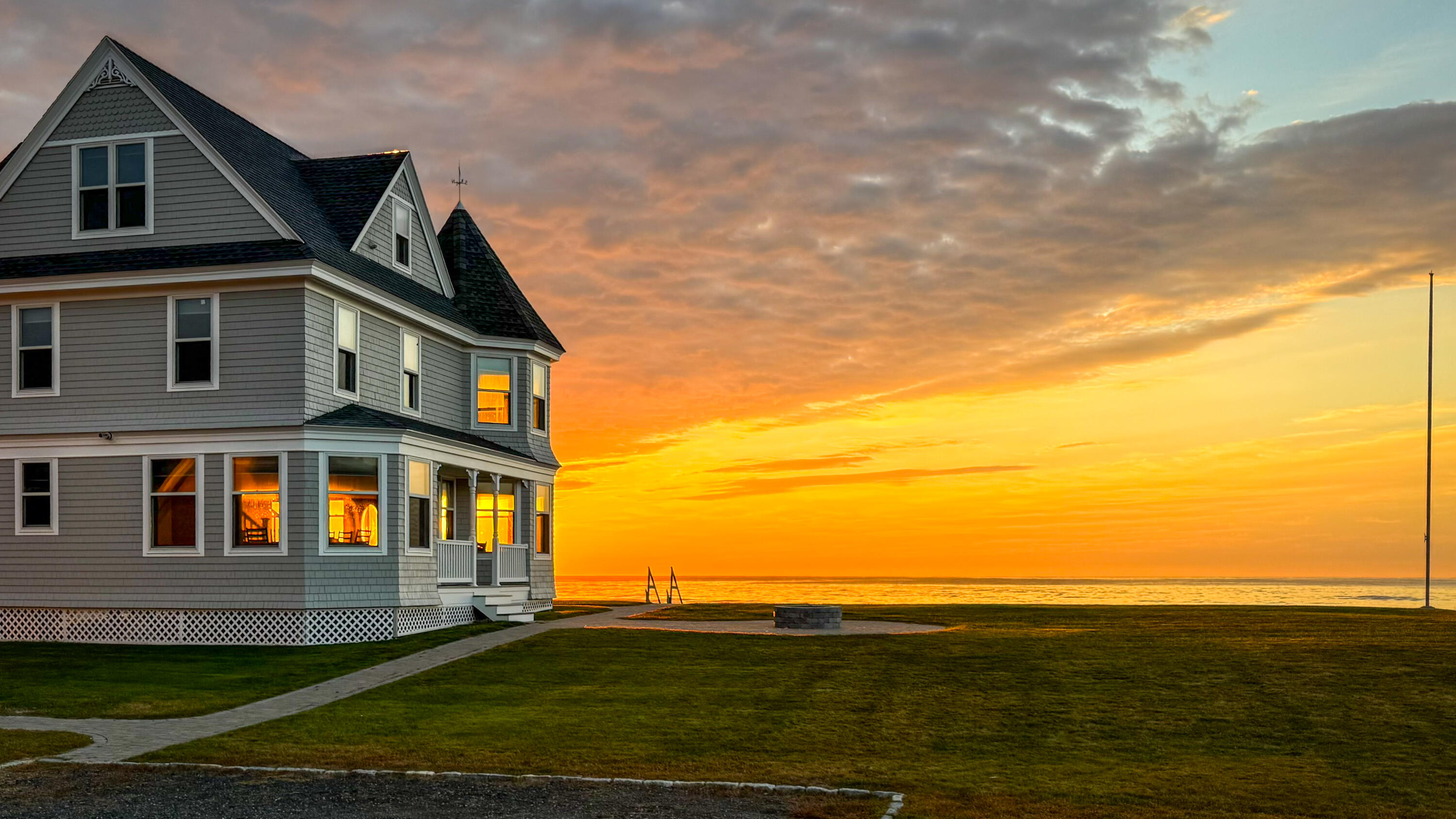 69 Fortunes Rocks Road