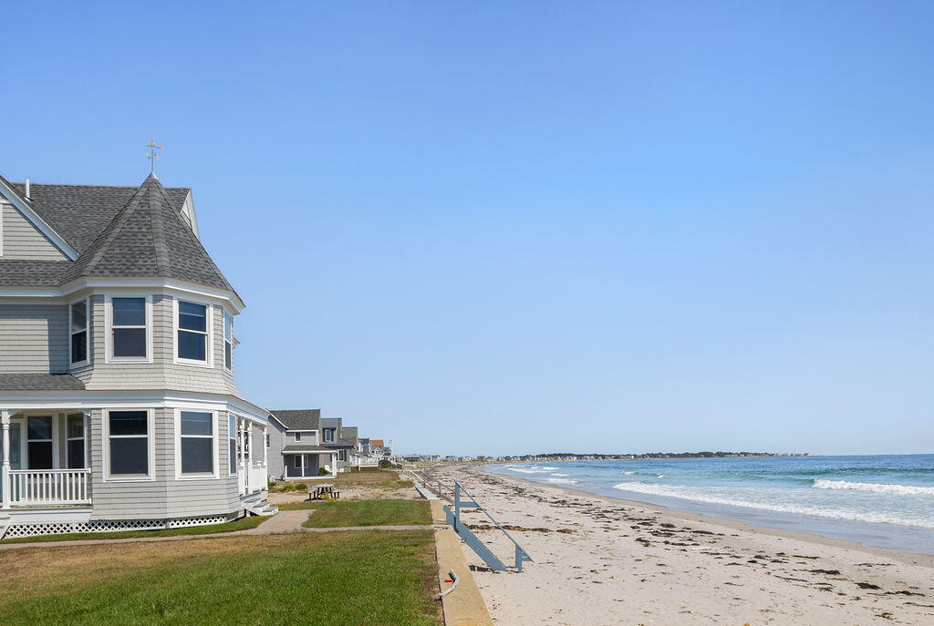 69 Fortunes Rocks Road