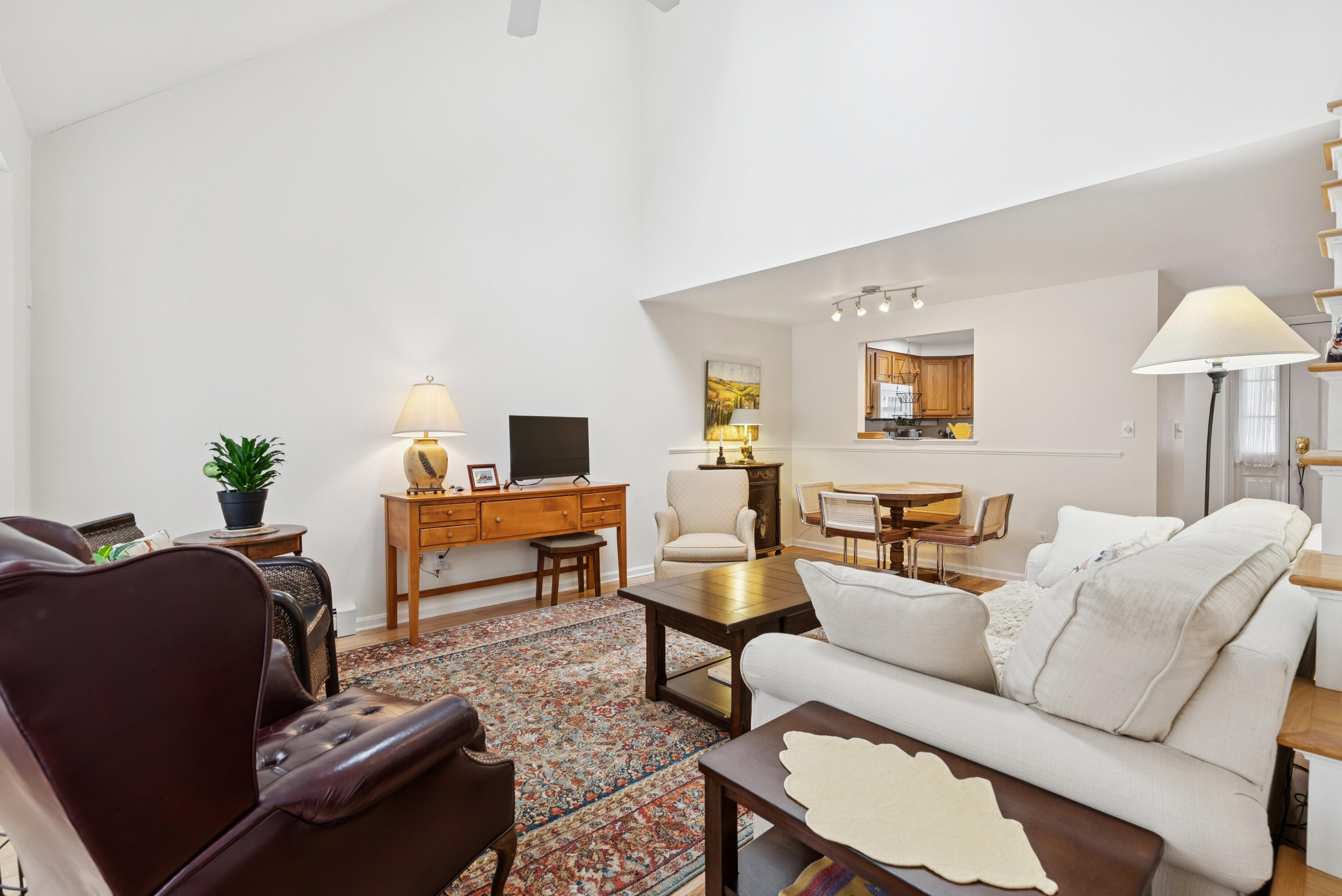 16 Dunnhill Drive 26