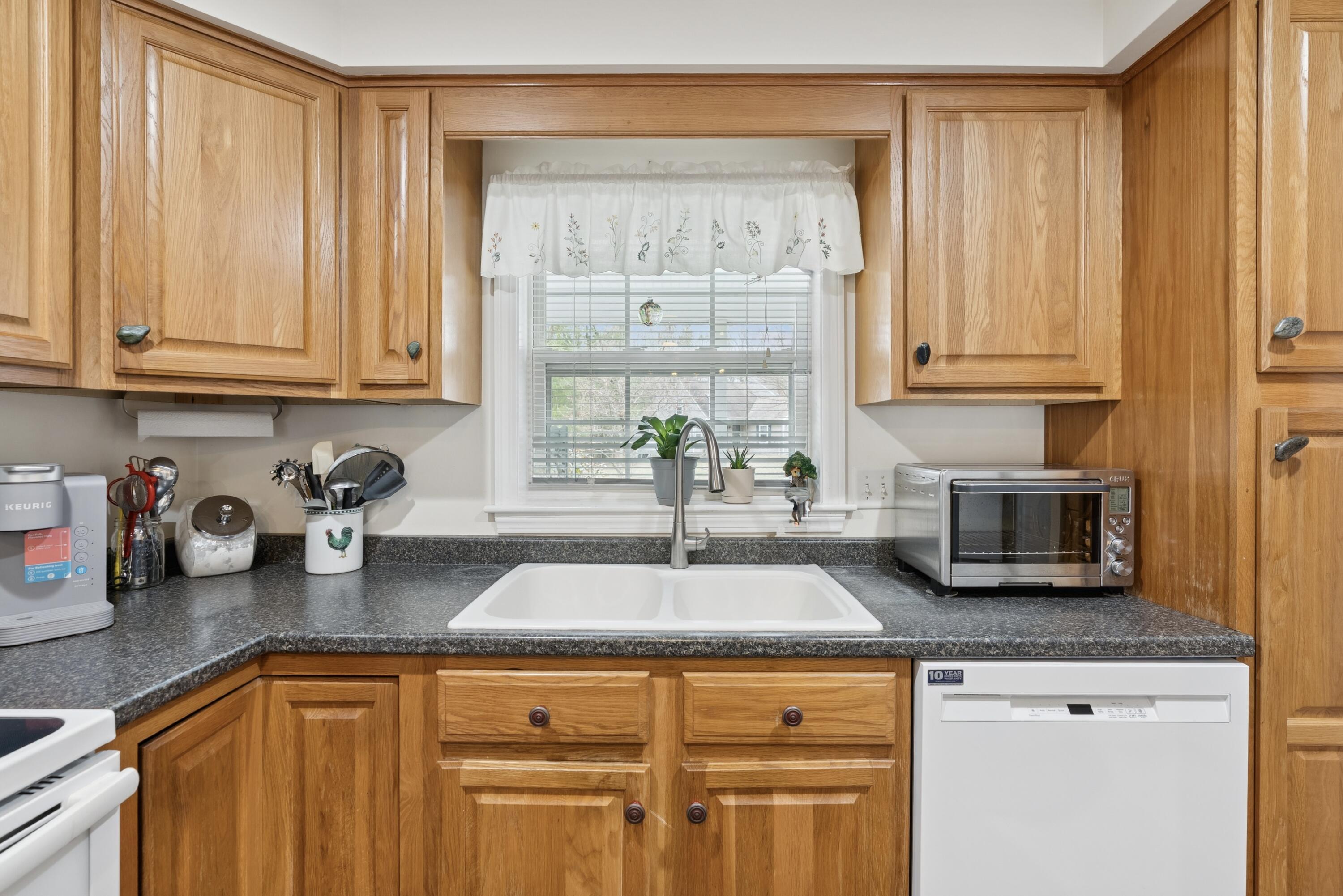 16 Dunnhill Drive 26