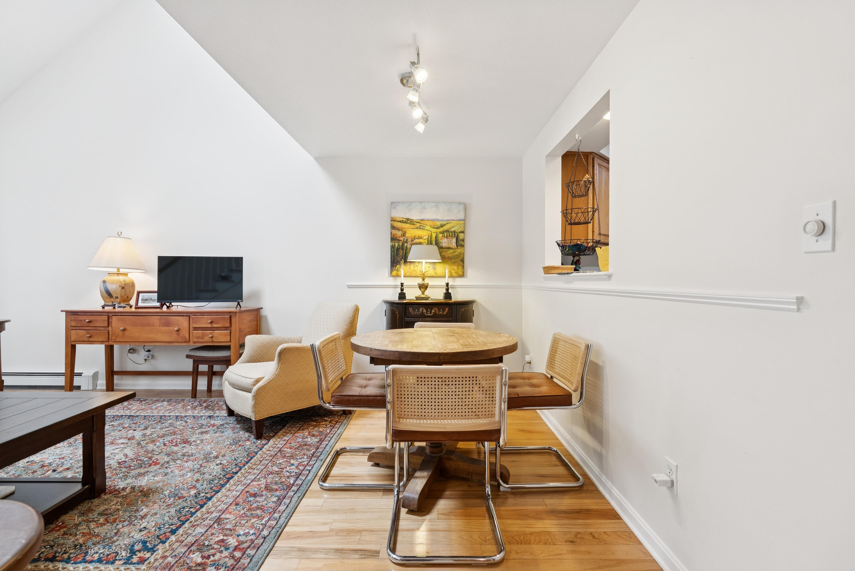 16 Dunnhill Drive 26