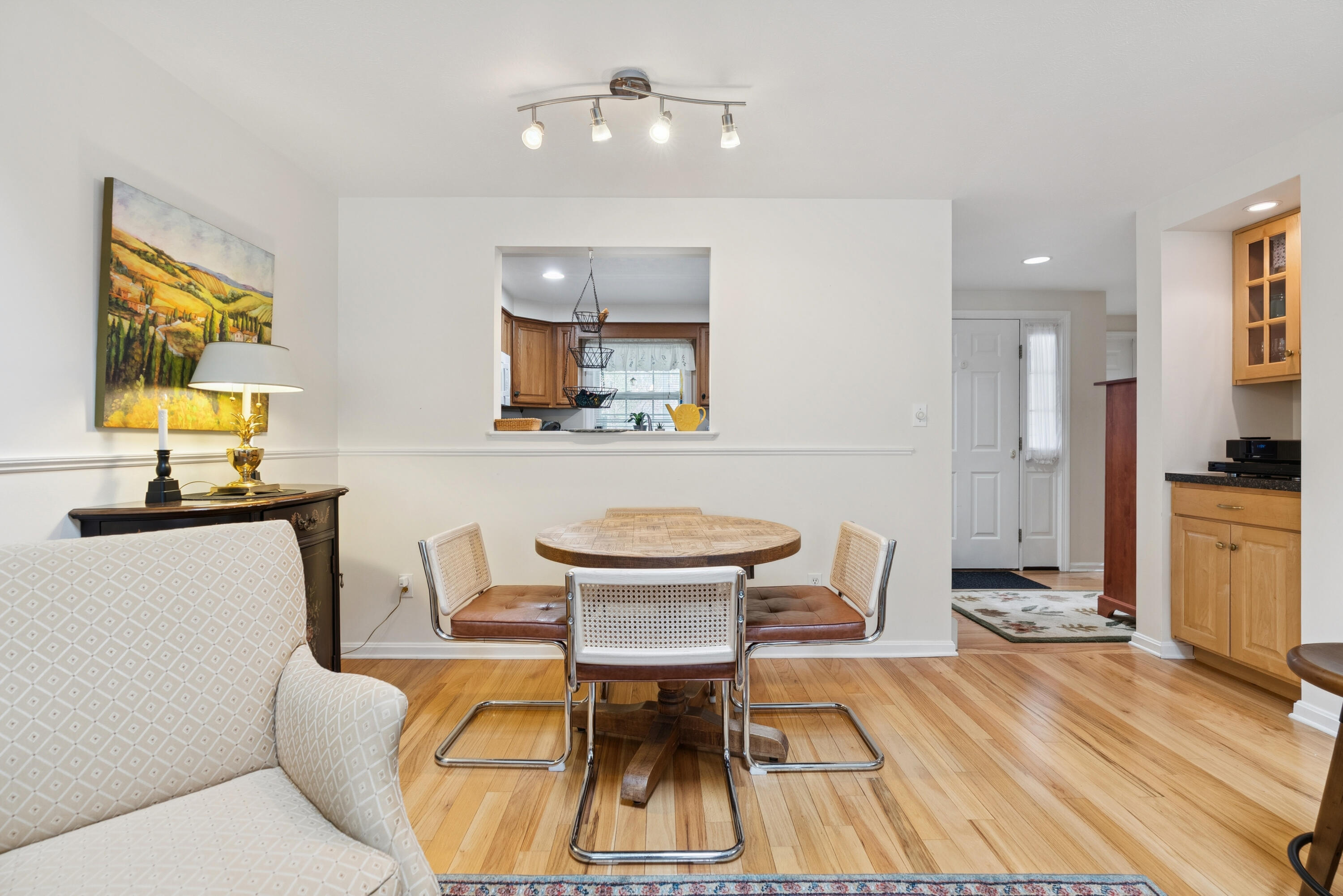 16 Dunnhill Drive 26