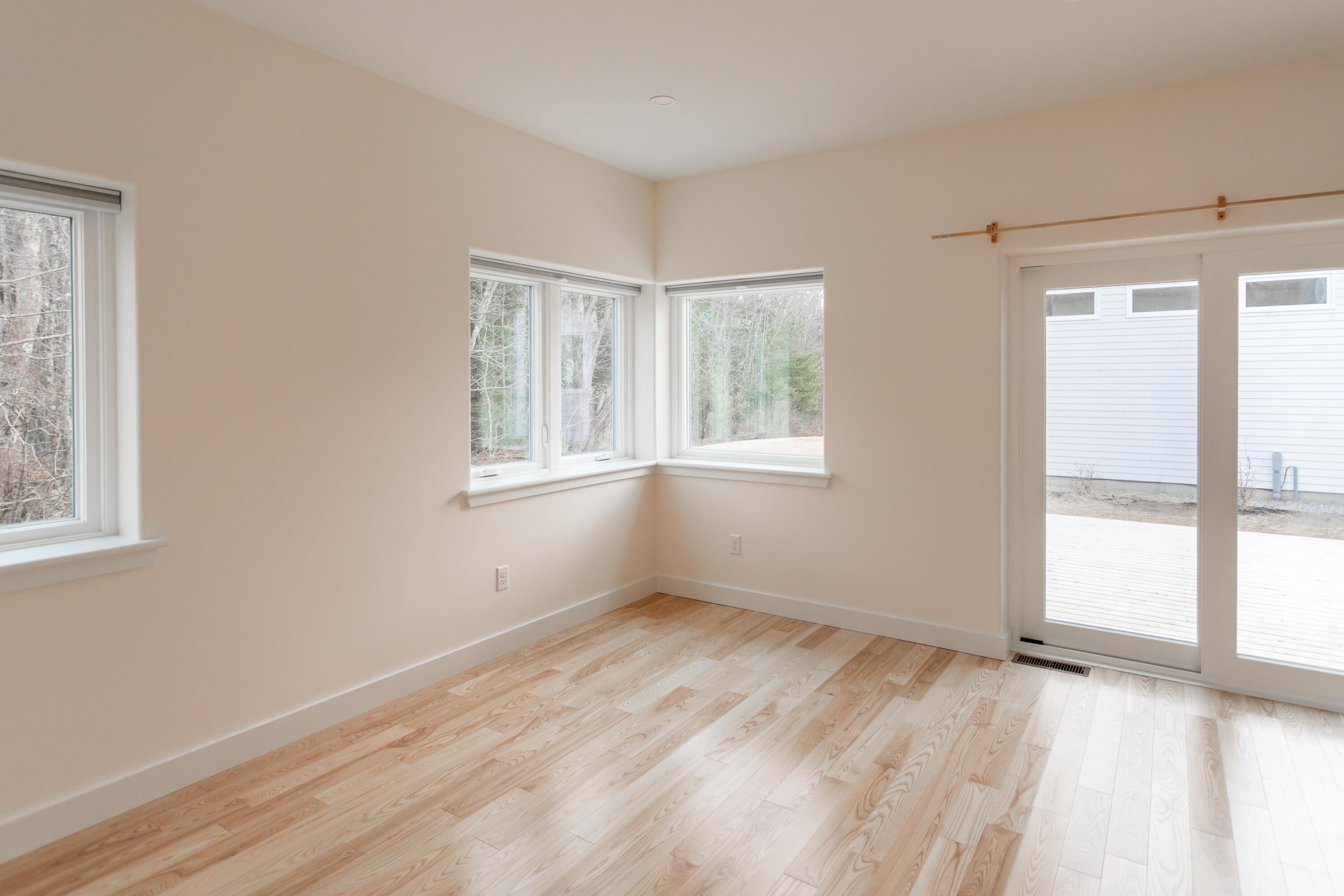 16 Leeward Meadows
