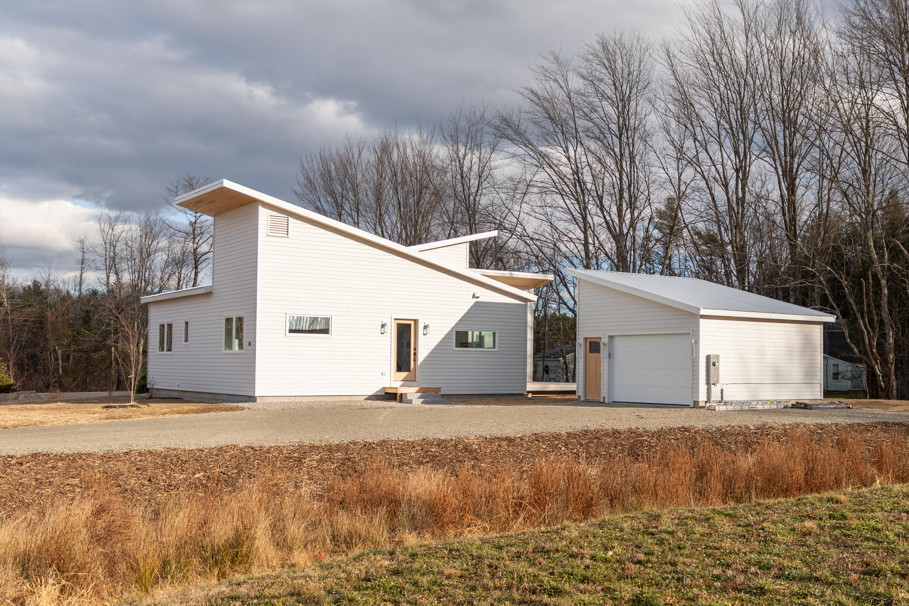 16 Leeward Meadows