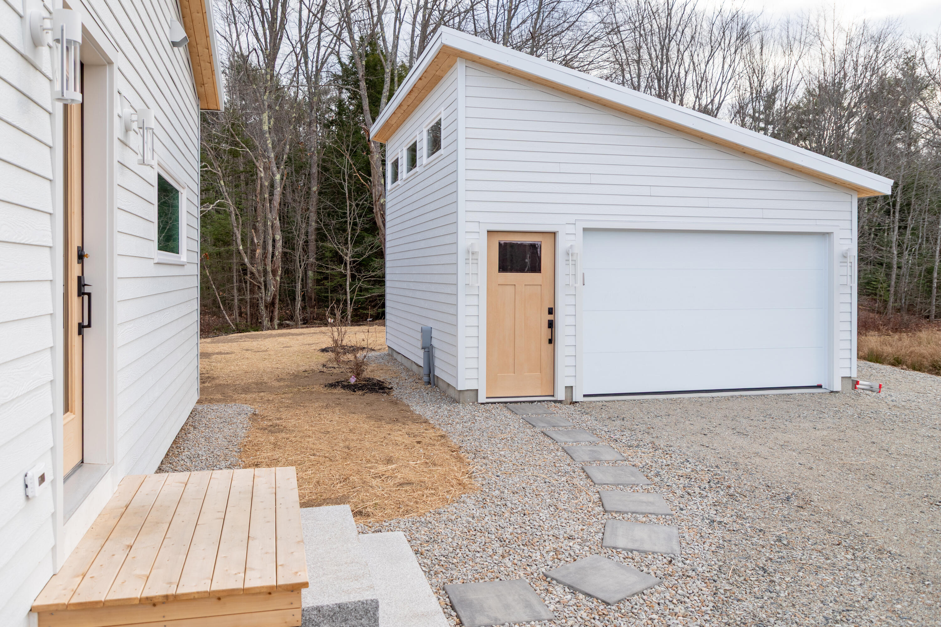 16 Leeward Meadows