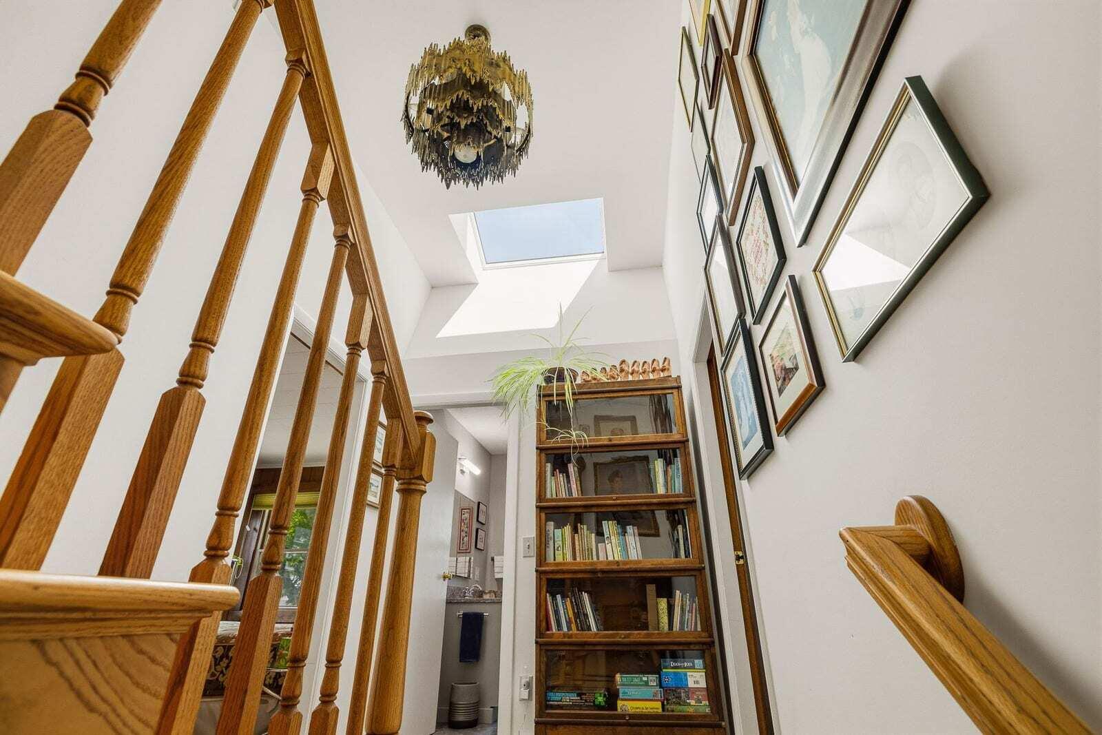 6 Proctor Avenue N