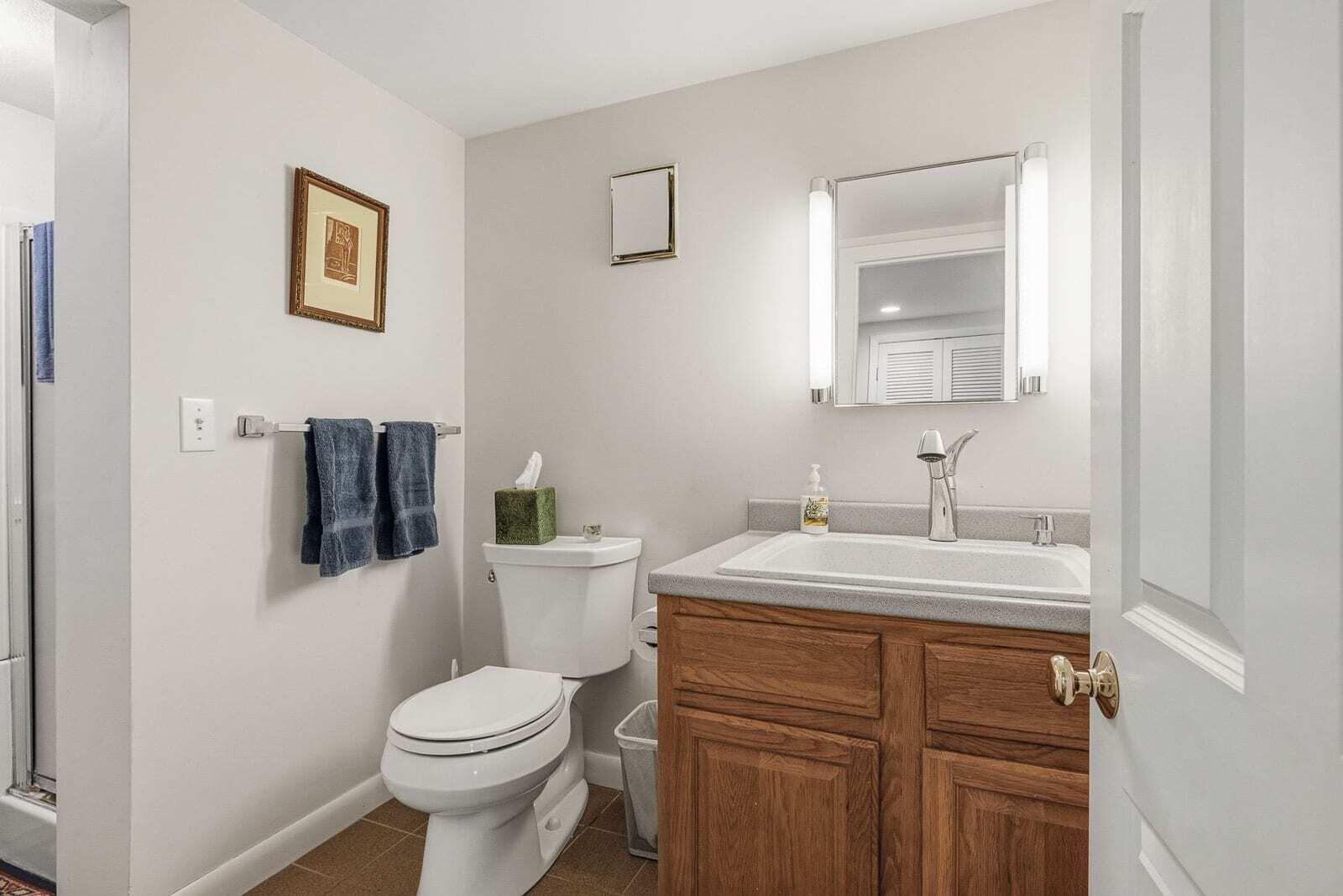 6 Proctor Avenue N