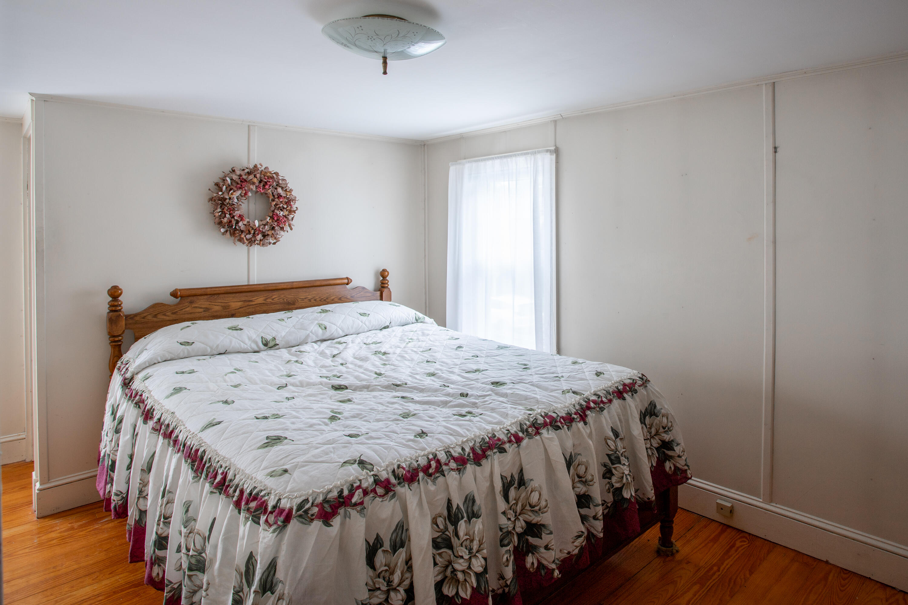 1052 Kings Highway