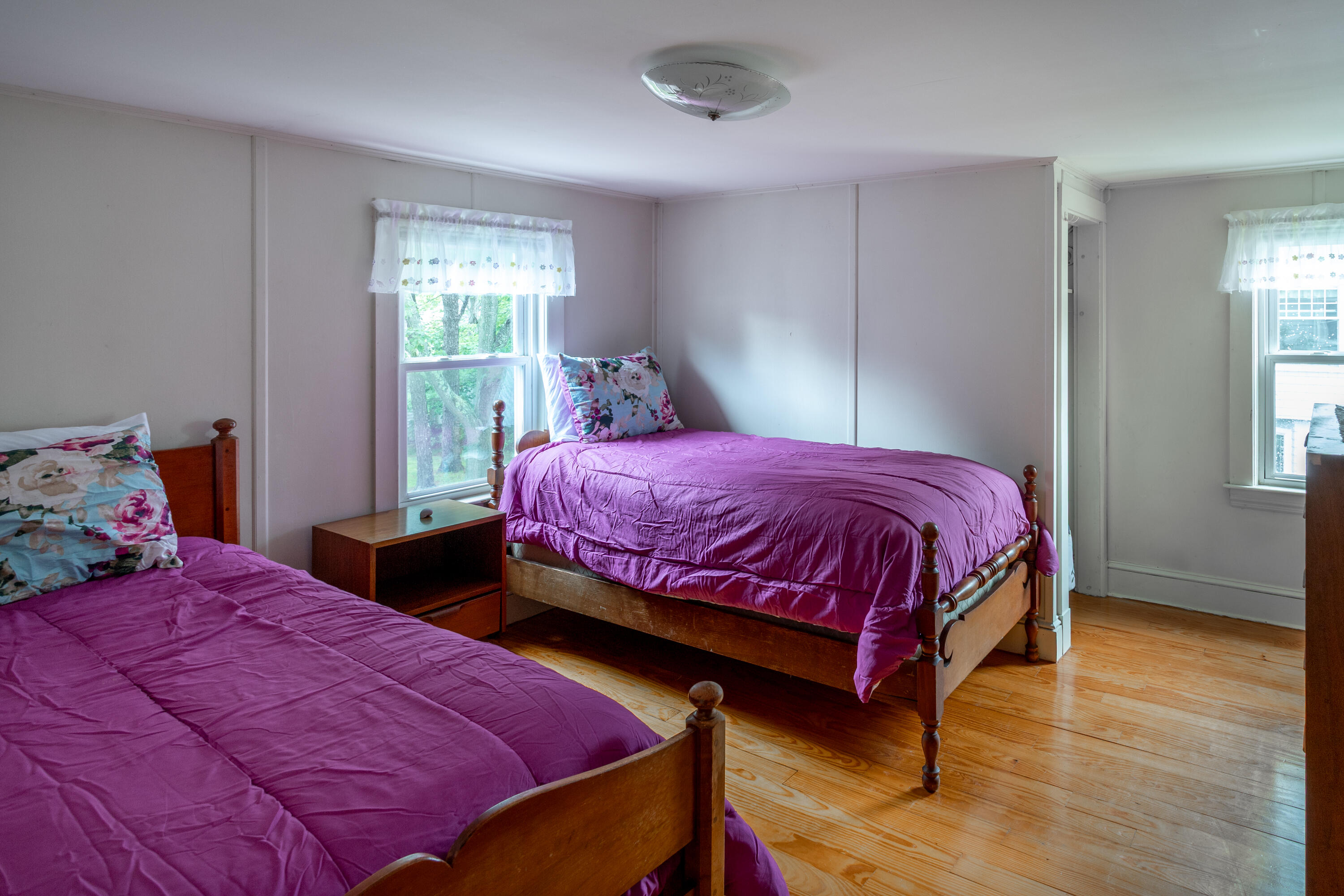 1052 Kings Highway