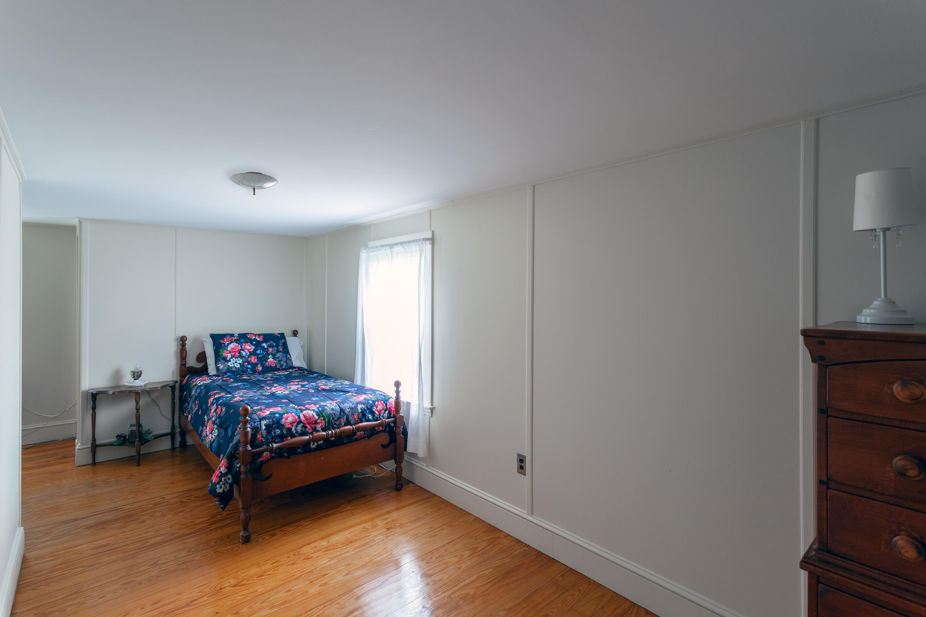 1052 Kings Highway