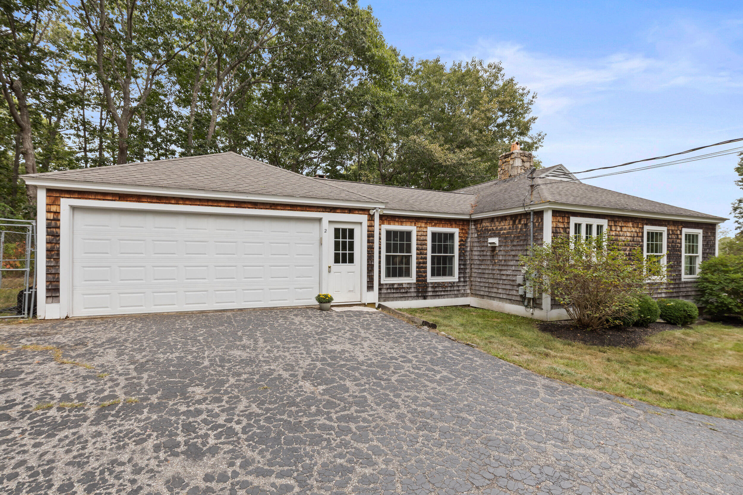 2 Peter Pond Lane