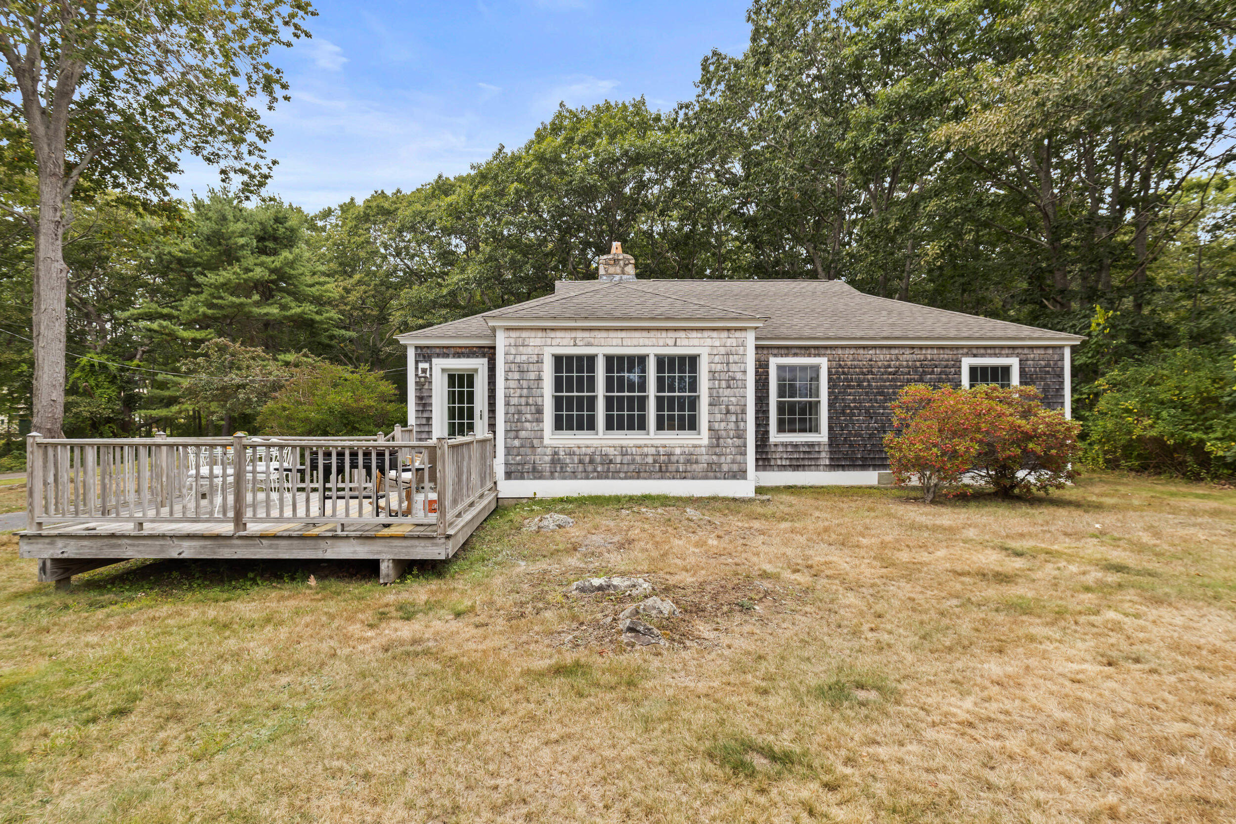 2 Peter Pond Lane