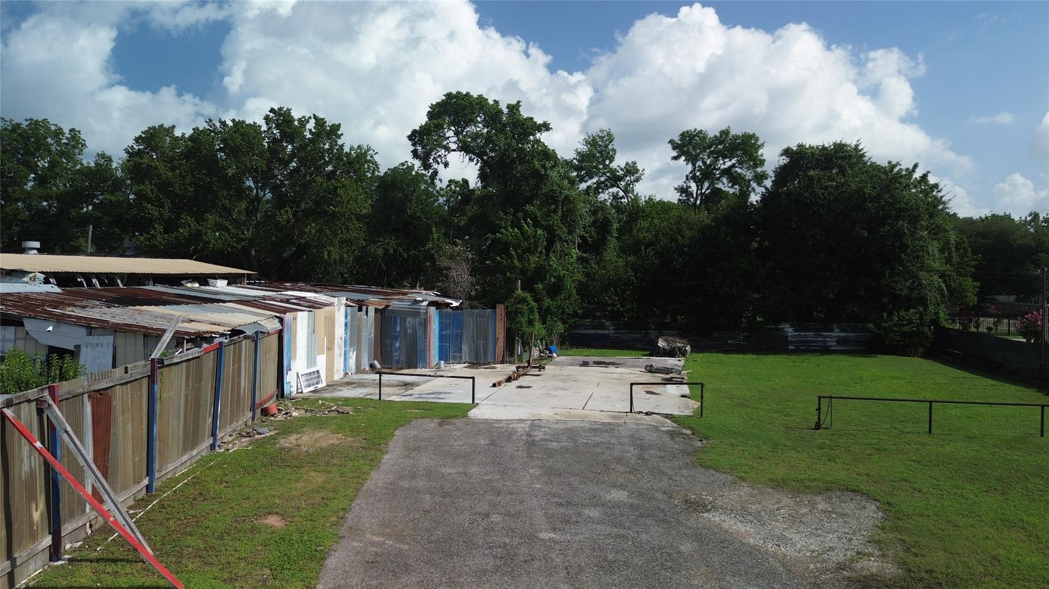 2846 W Mount Houston Road