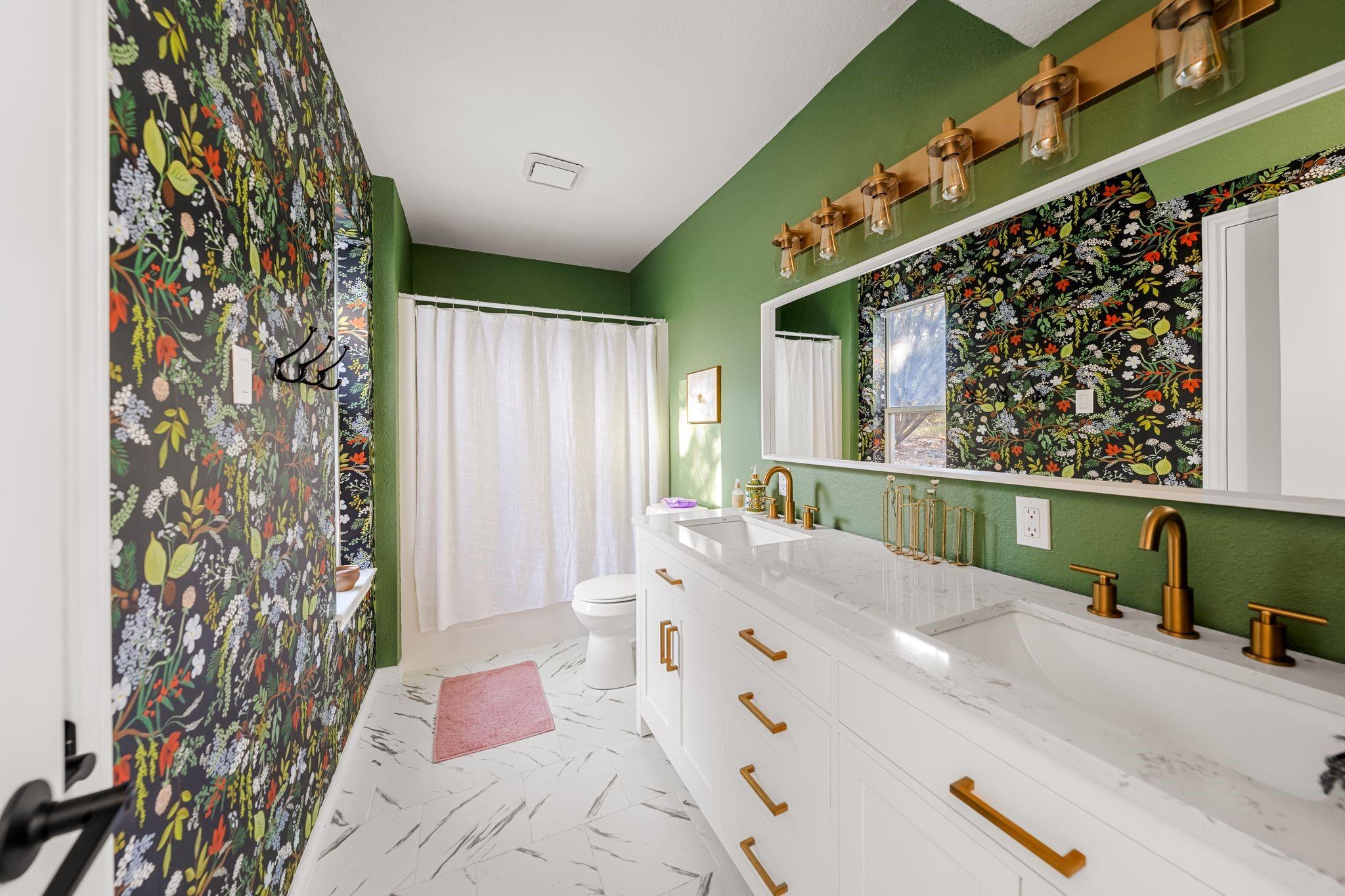 42 La Buena Vista DR