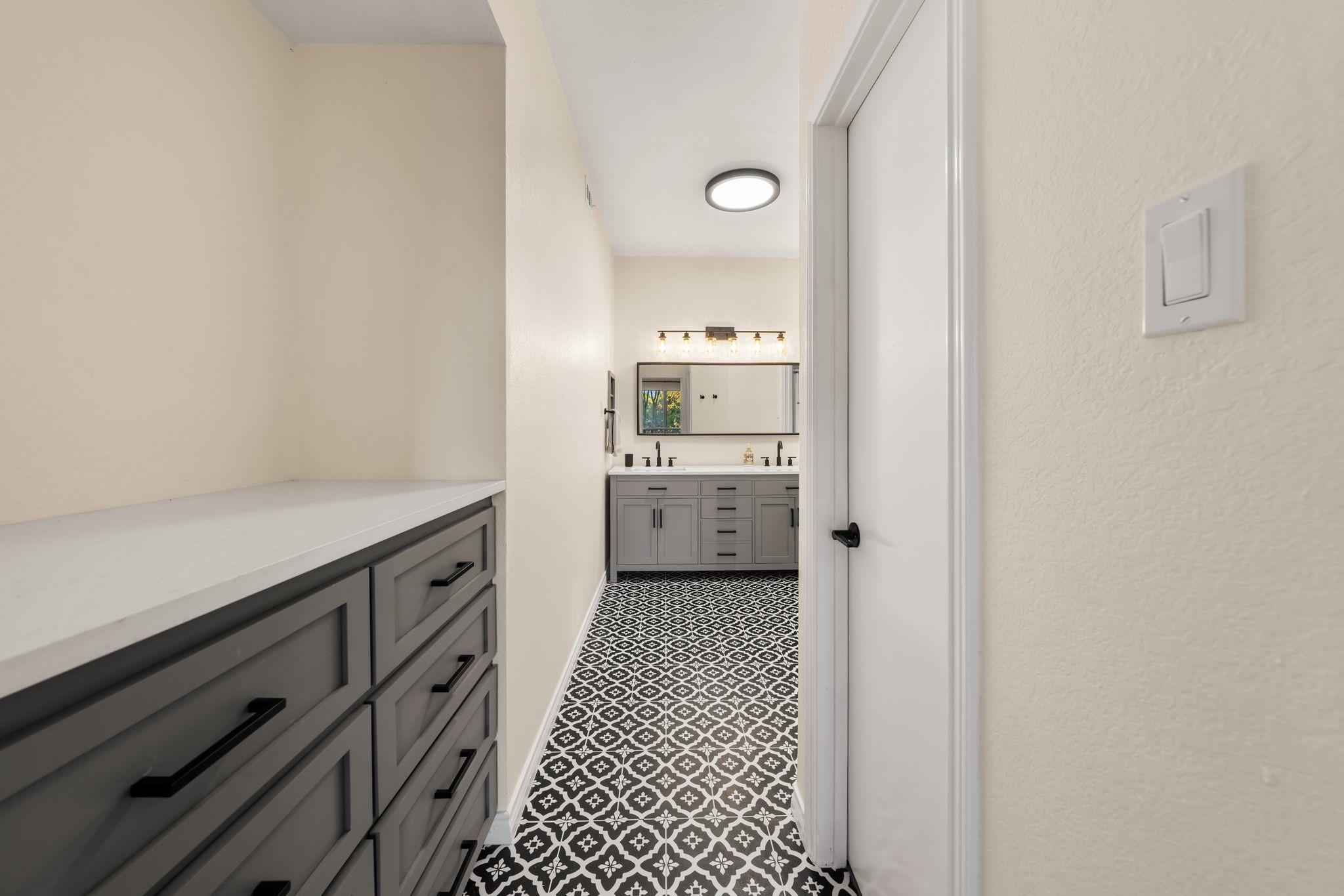 42 La Buena Vista DR