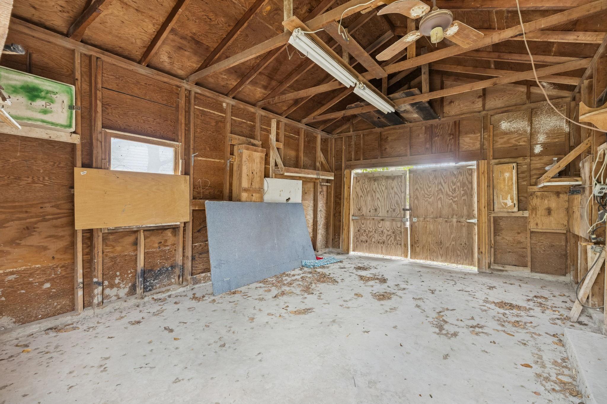 220 S Live Oak Avenue