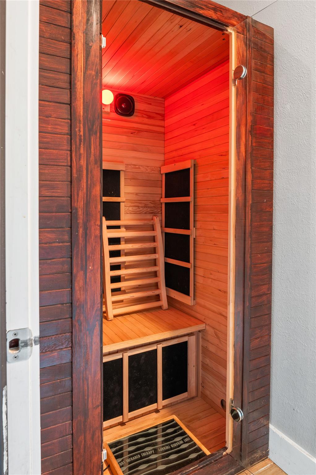 1104 Durham DR, Austin