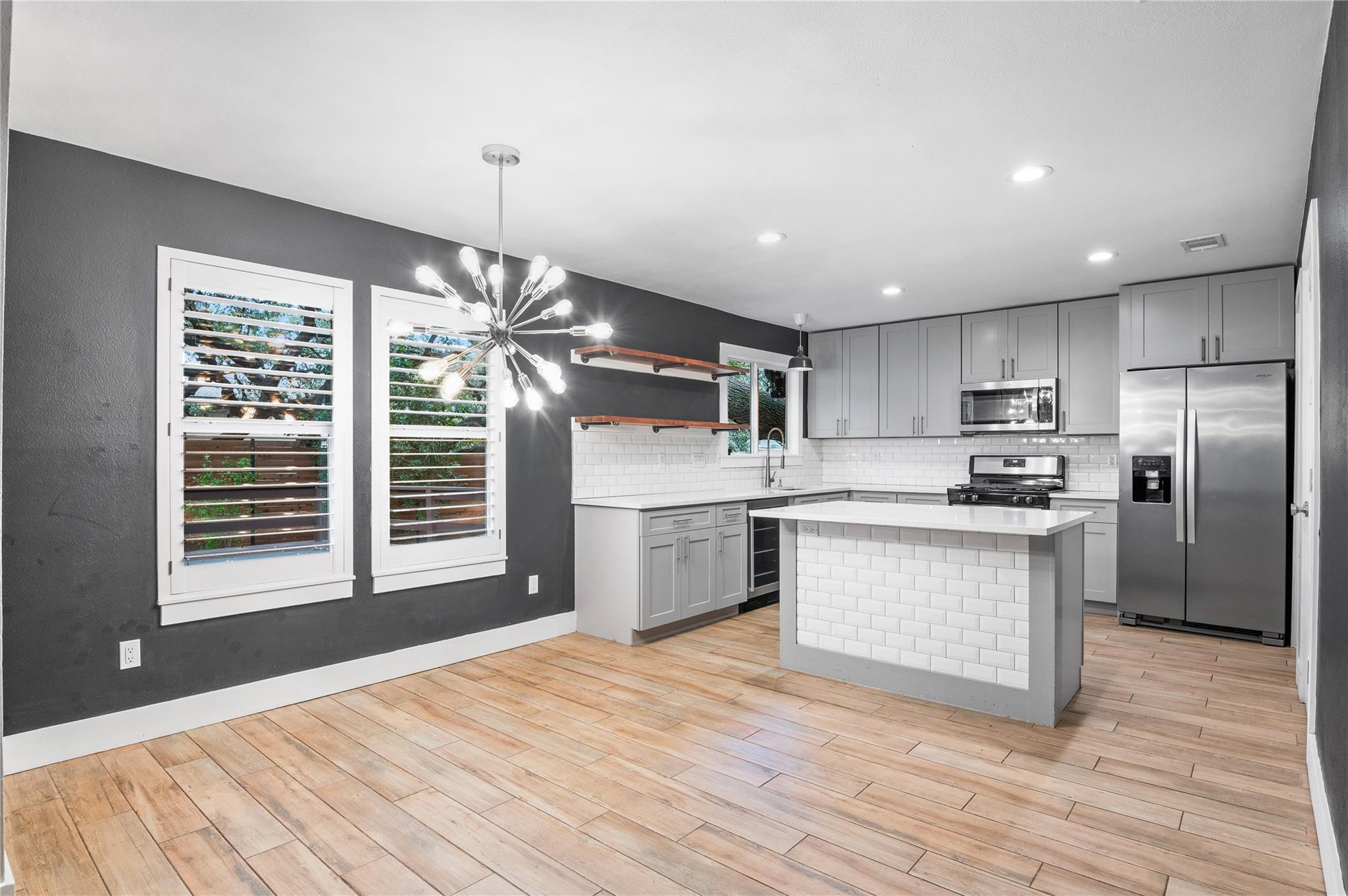 1104 Durham DR, Austin