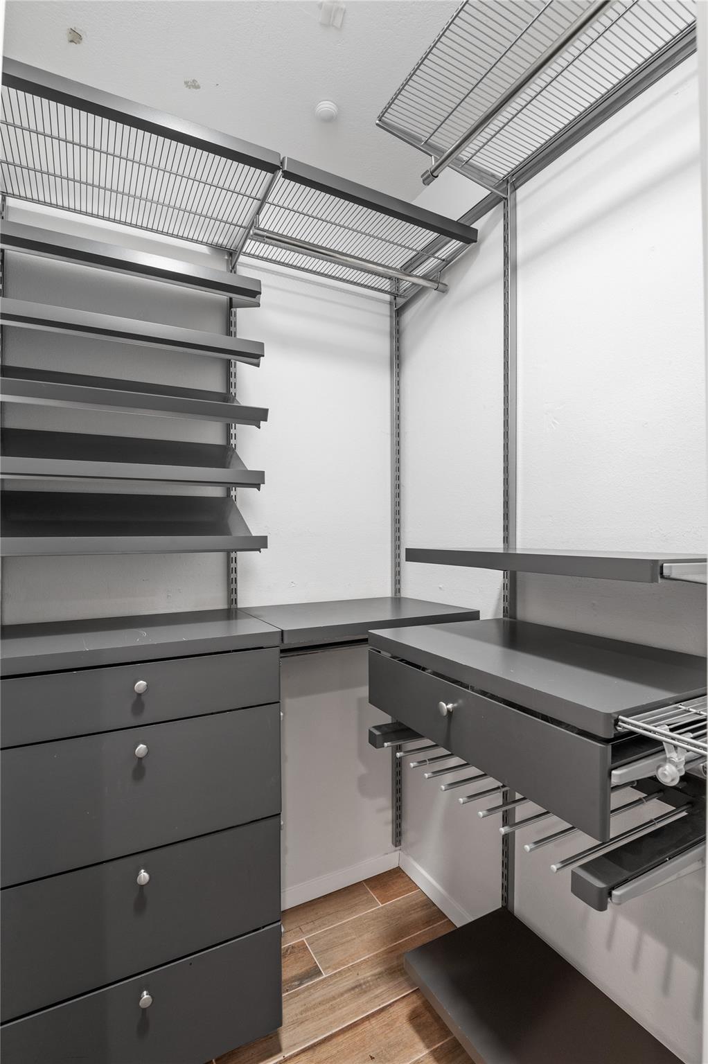 1104 Durham DR, Austin