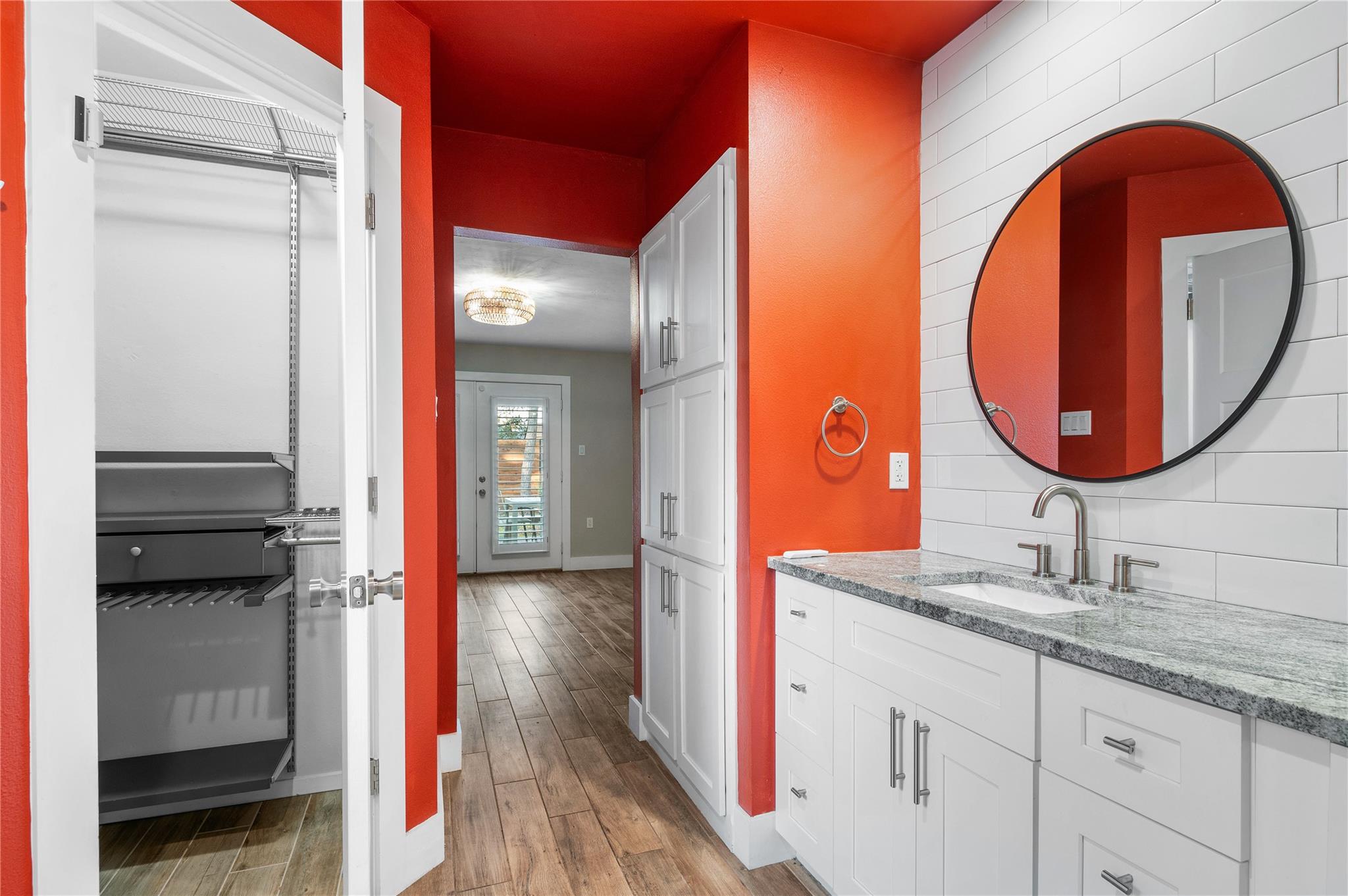 1104 Durham DR, Austin