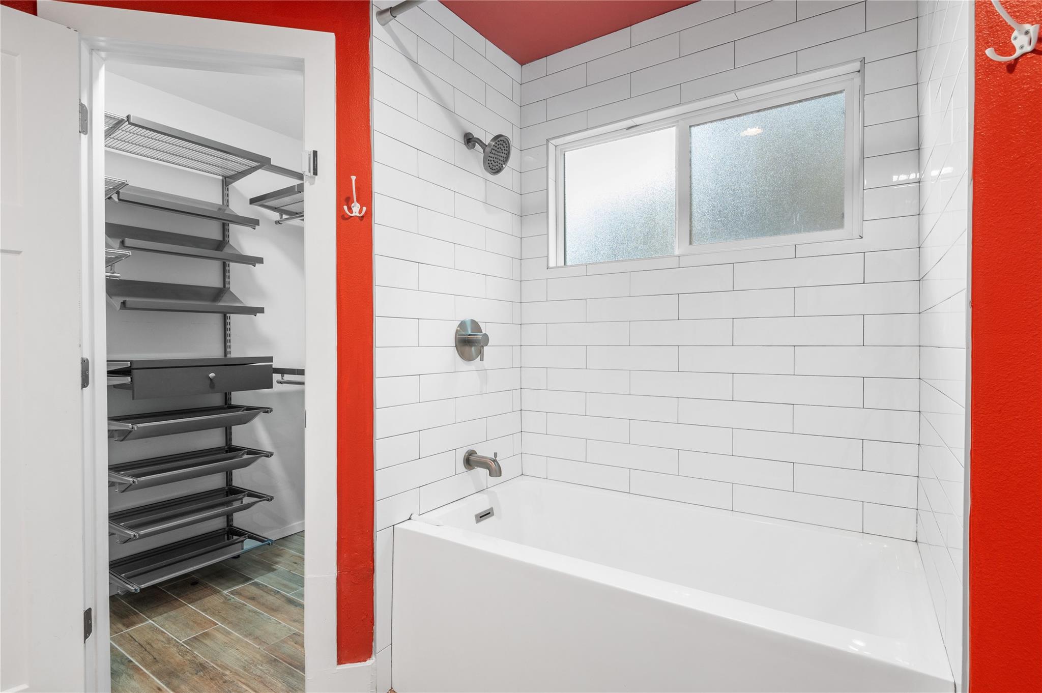 1104 Durham DR, Austin