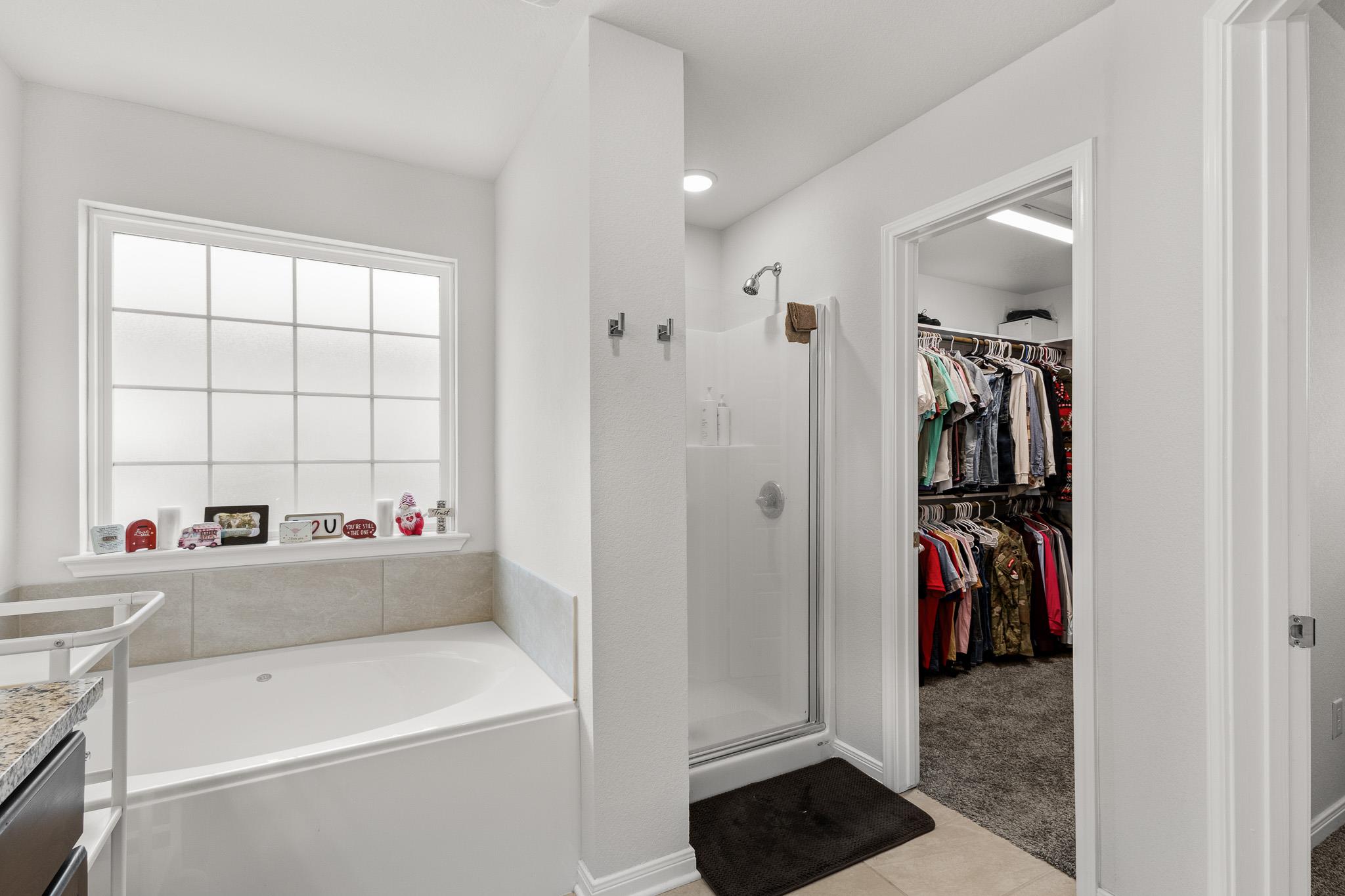 242 Boatright BLVD