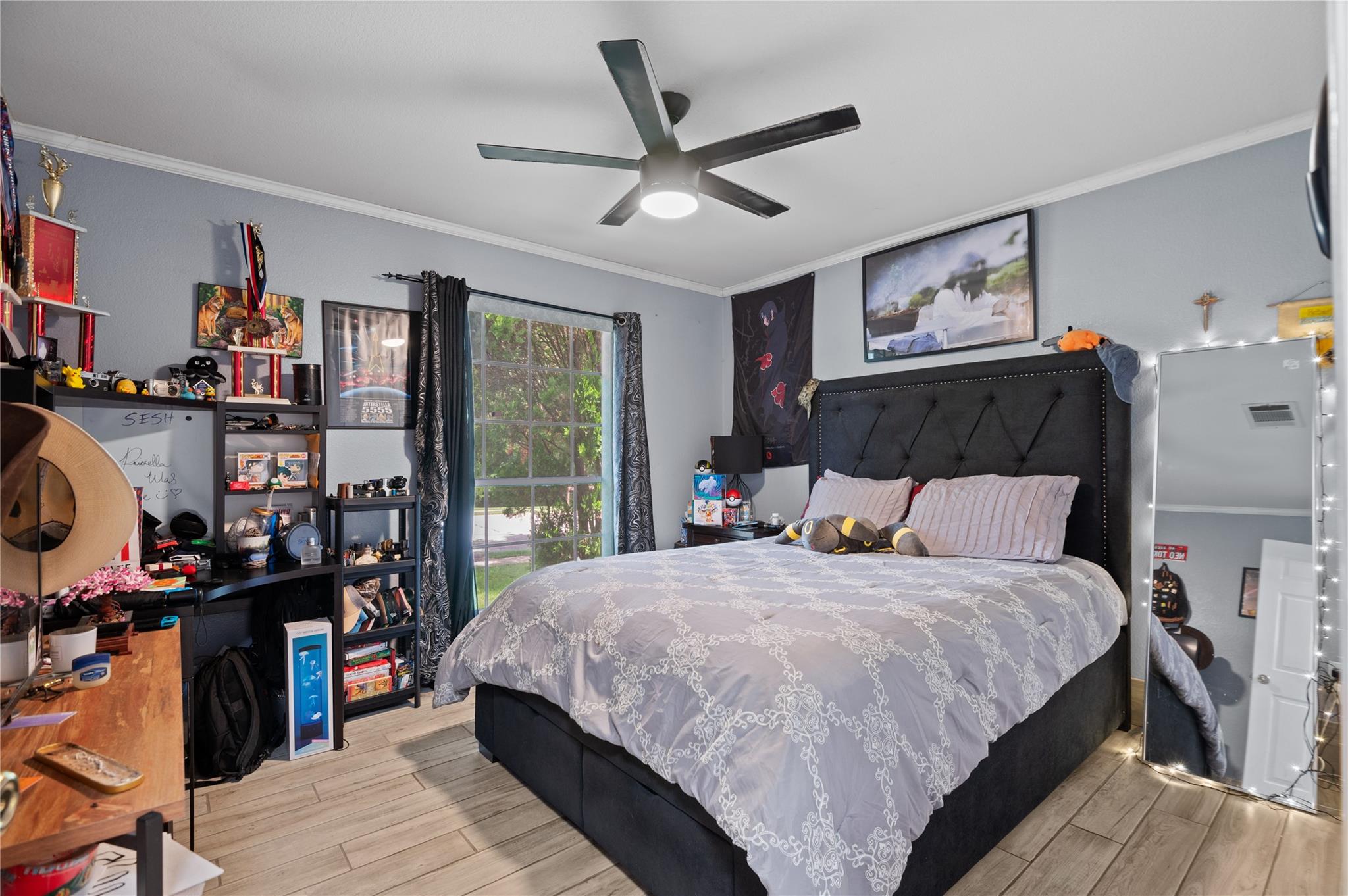 2606 Bradley LN