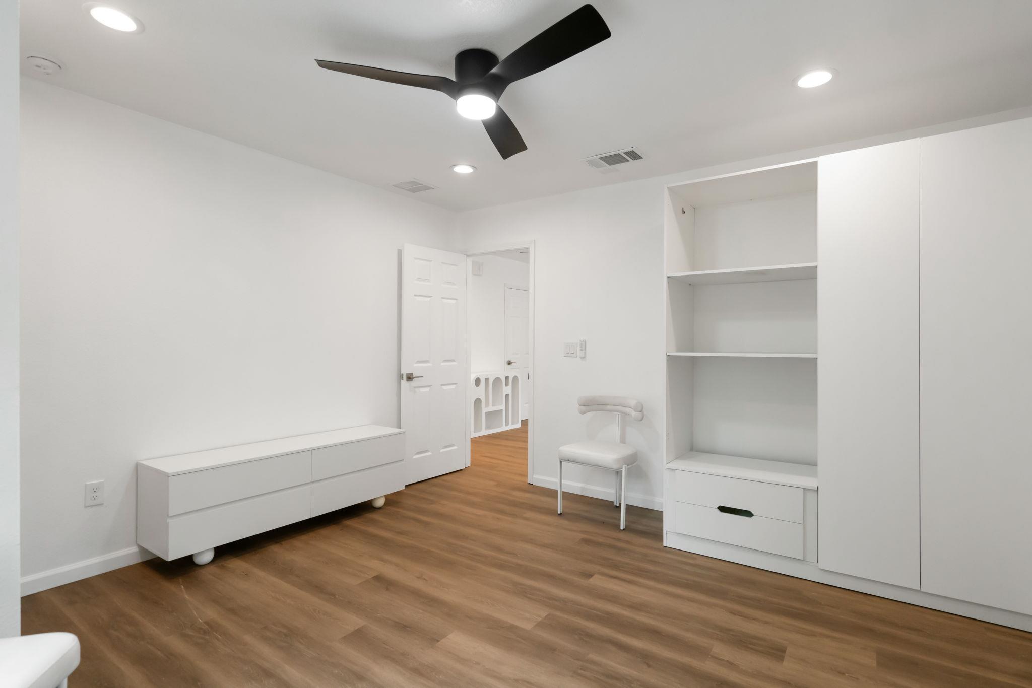 3501 Grayson LN