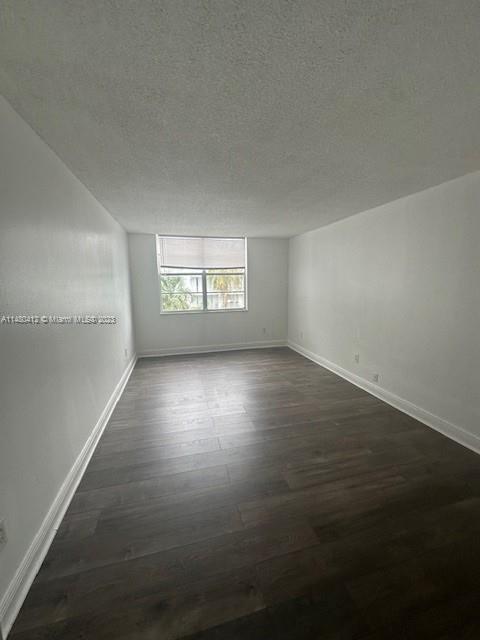 494 NW 165th St Rd # 504 Unit: C-504