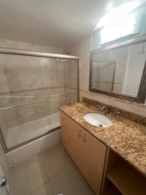 2750 NE 183rd St # 1201
