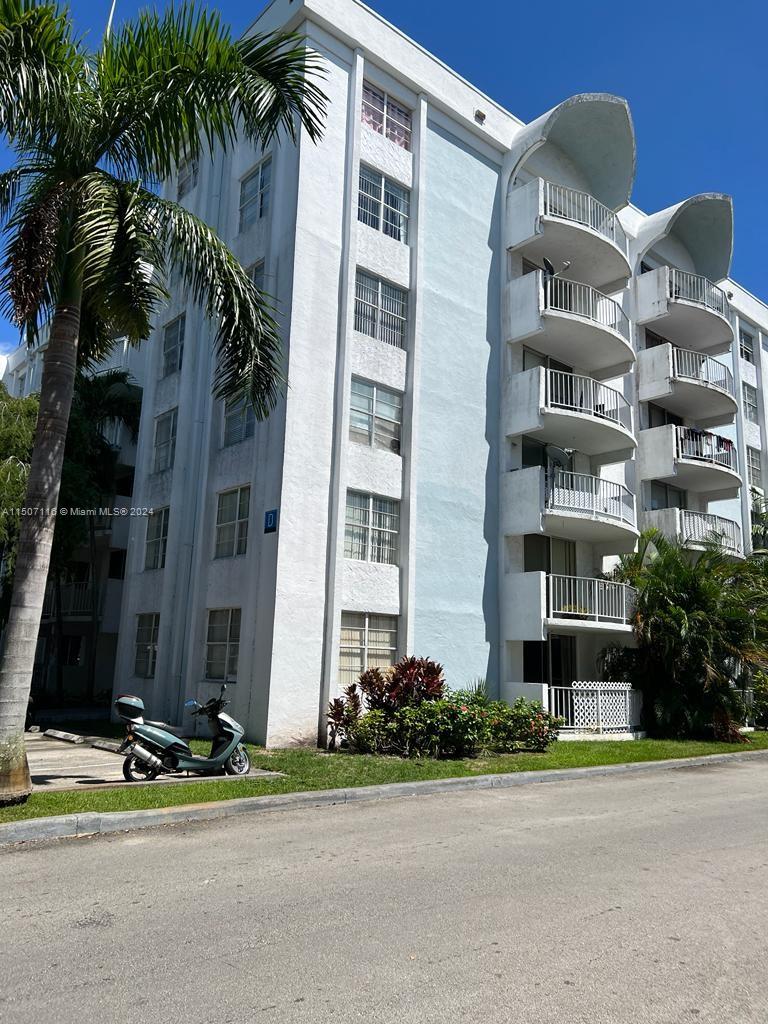 498 NW 165th St Rd Unit: D-407