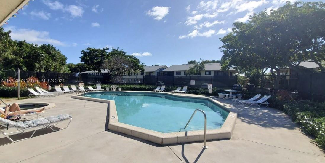 522 Trace Cir # 204
