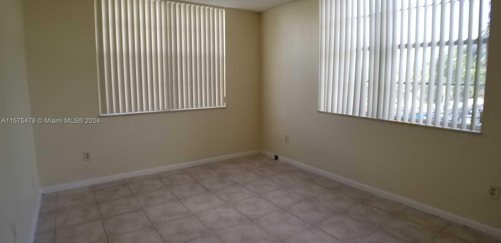 492 NW 165th St Rd # C316