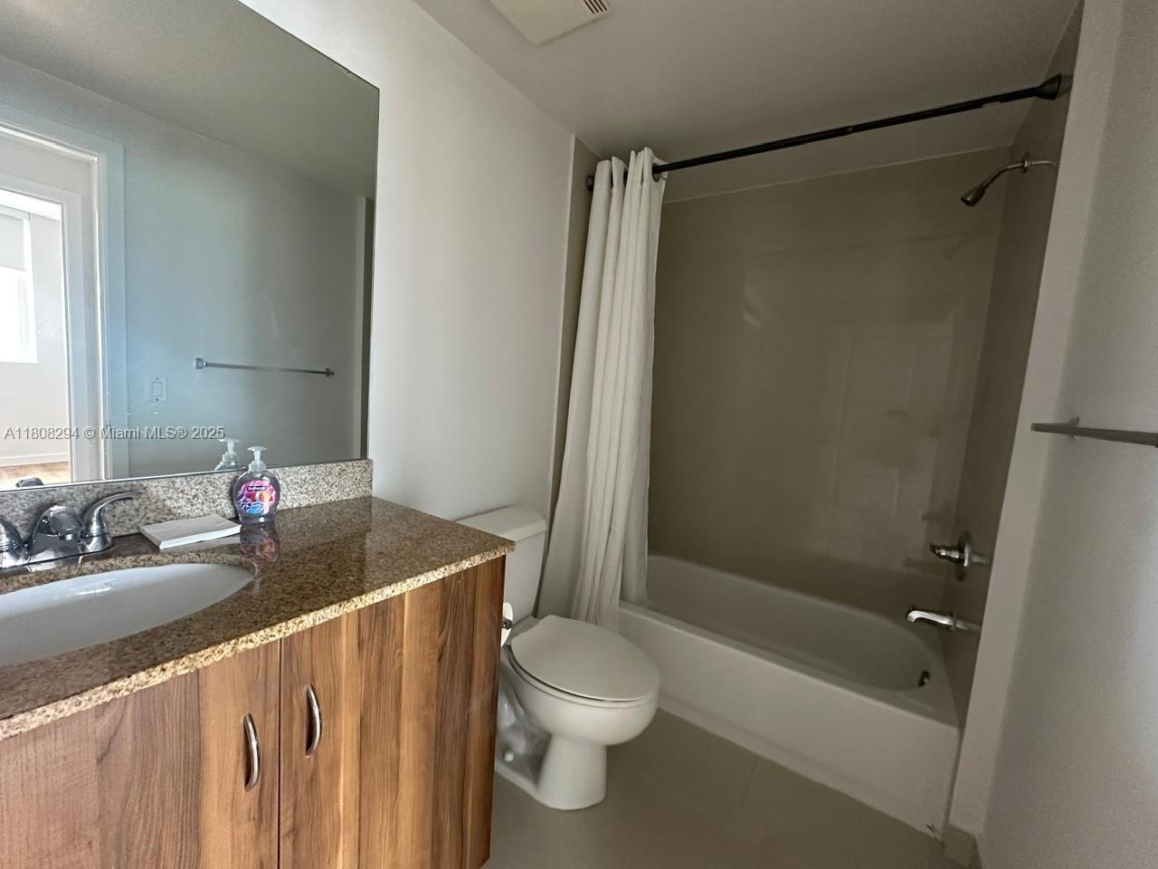 601 NE 23rd St Unit: PH02