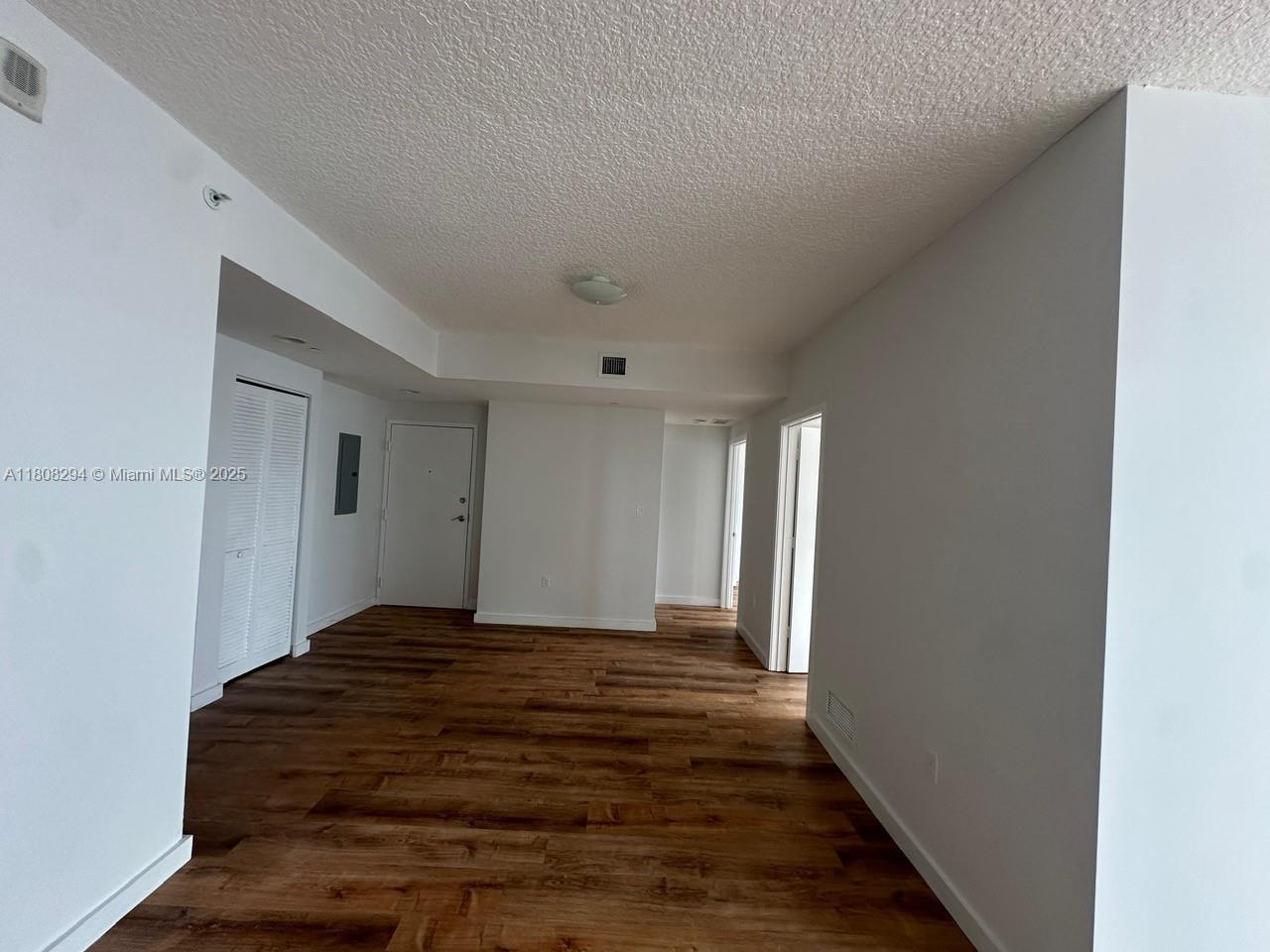 601 NE 23rd St Unit: PH02