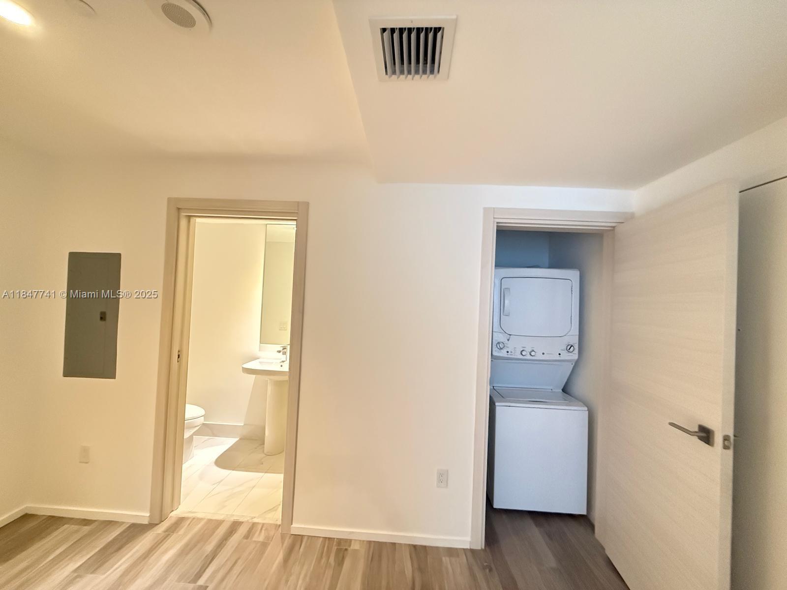 801 S Miami Ave Unit: 2106