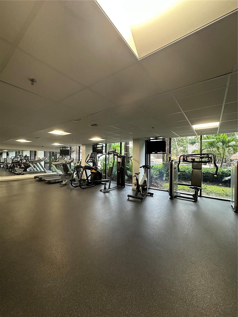 540 Brickell Key Dr # 1706