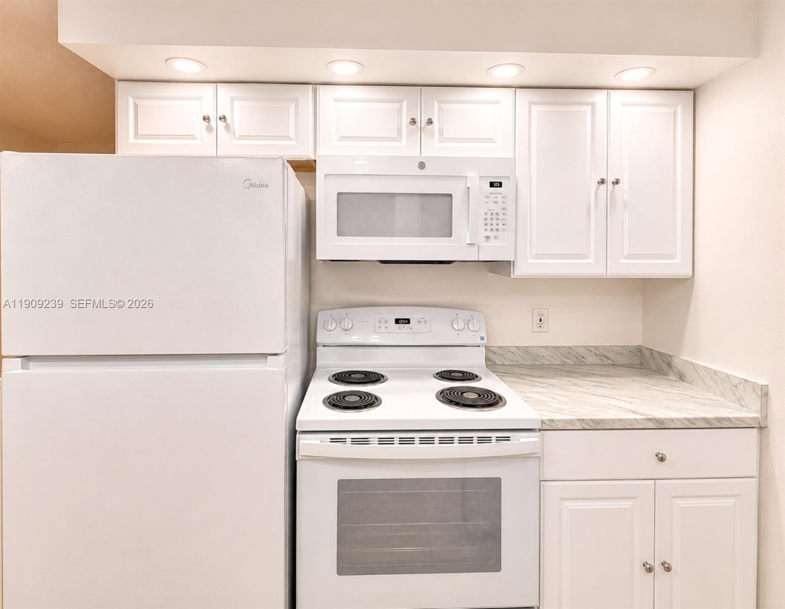 523 Trace Cir # 105