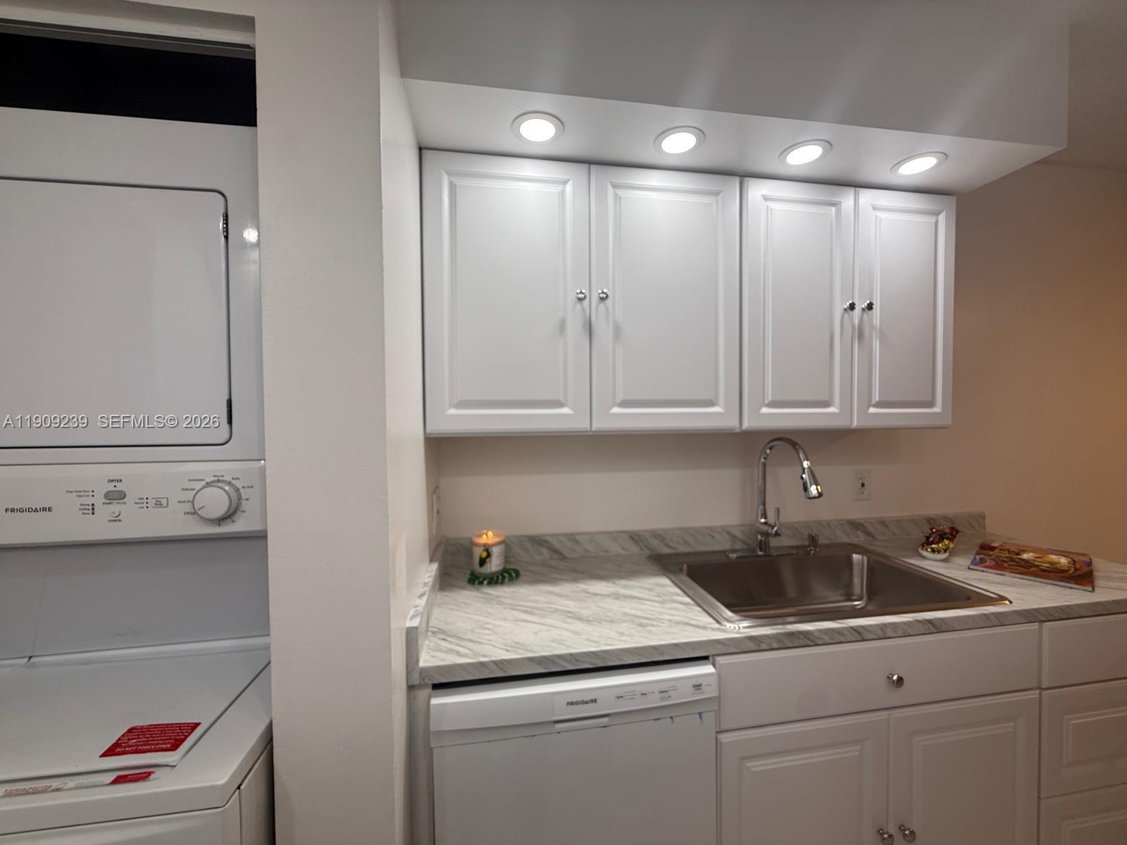 523 Trace Cir # 105
