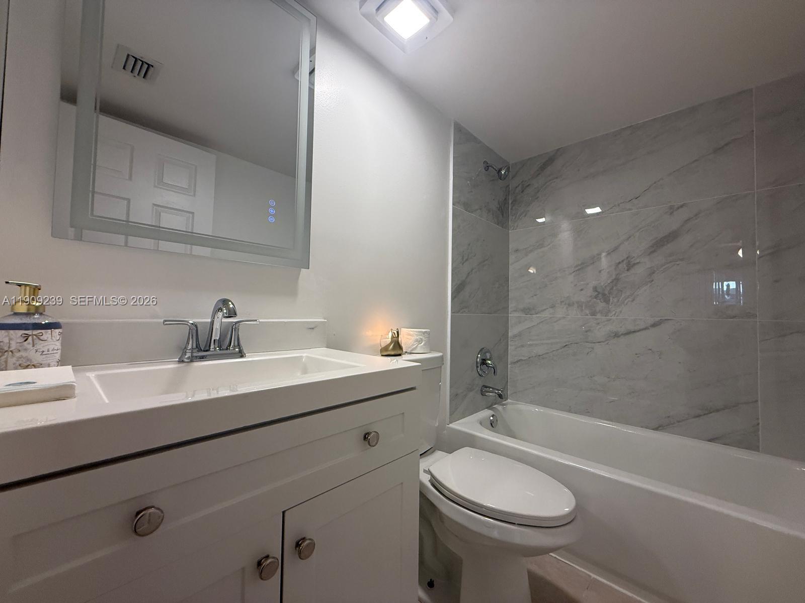 523 Trace Cir # 105