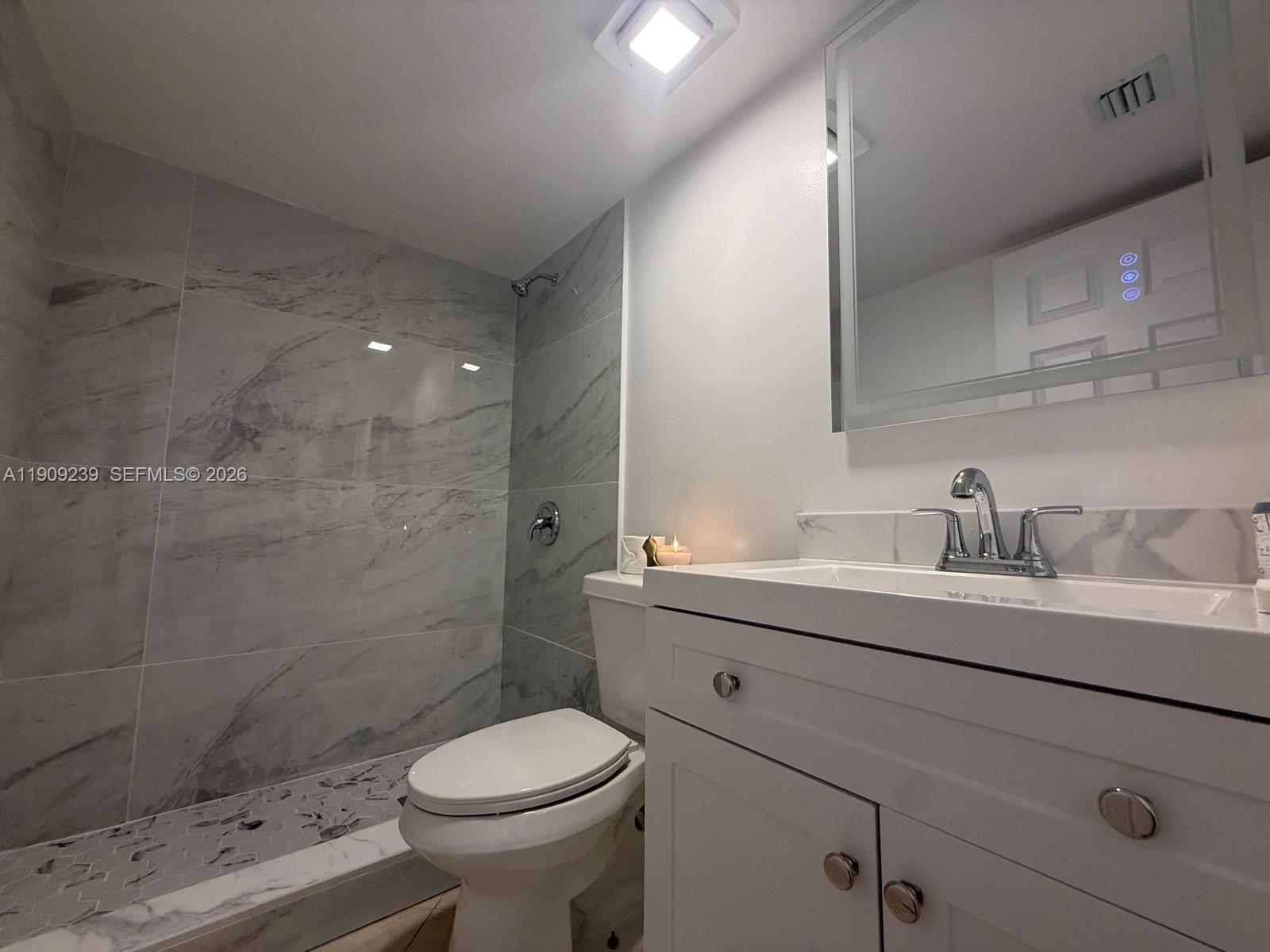 523 Trace Cir # 105