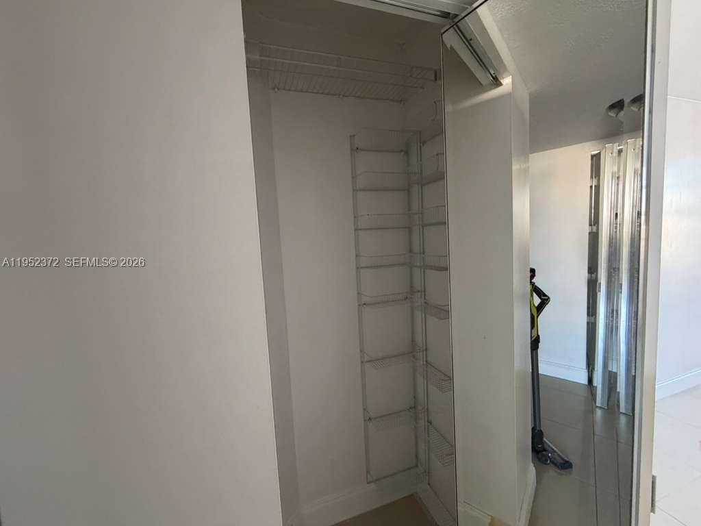 2750 NE 183rd St # 1201