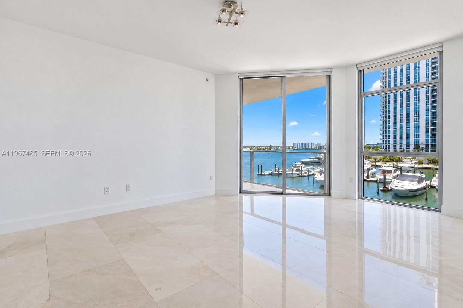17301 Biscayne Blvd # 305