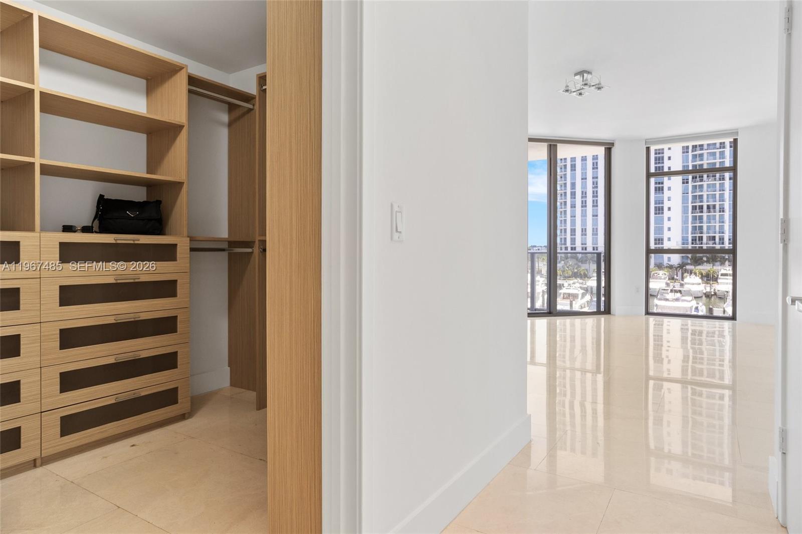 17301 Biscayne Blvd # 305