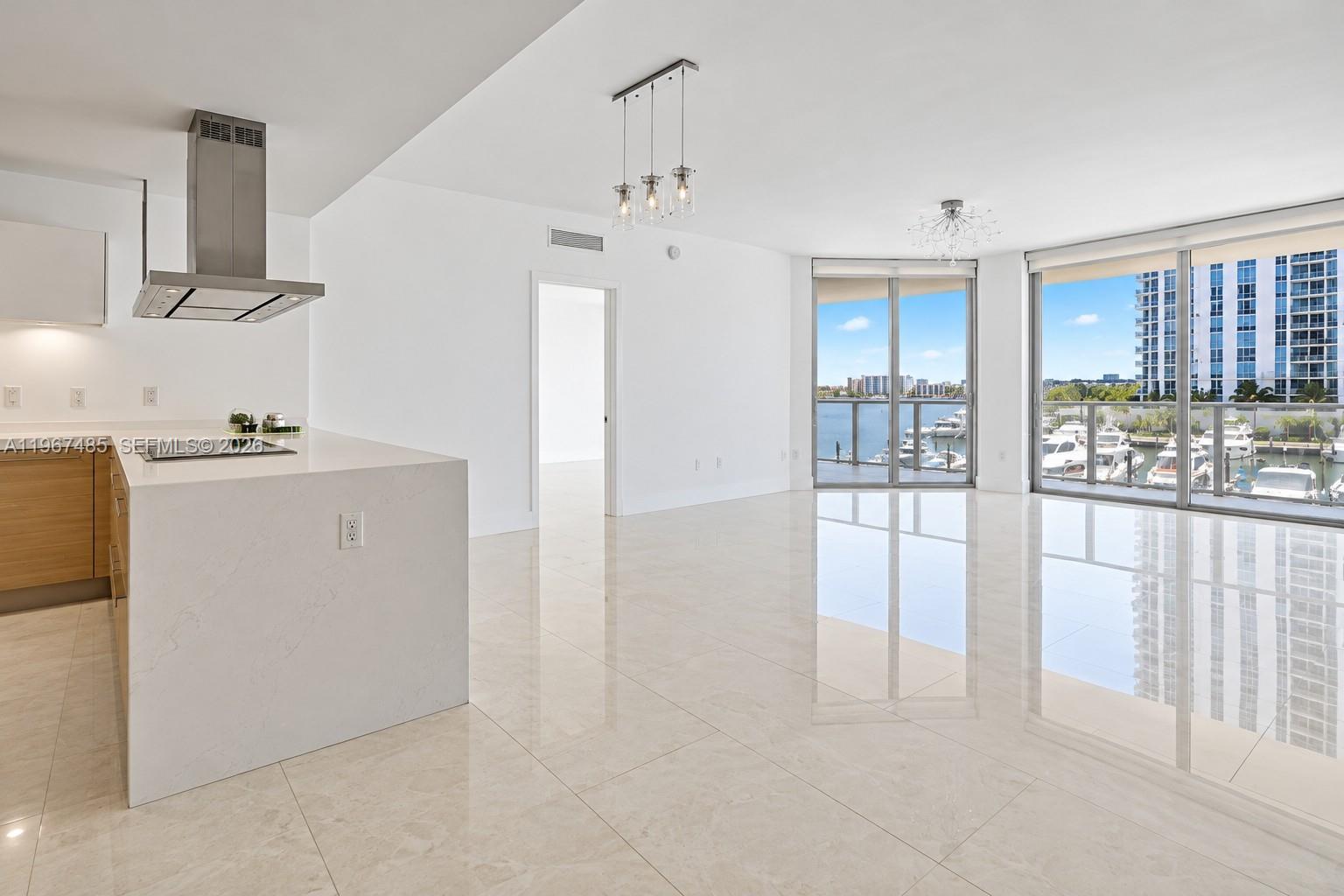 17301 Biscayne Blvd # 305