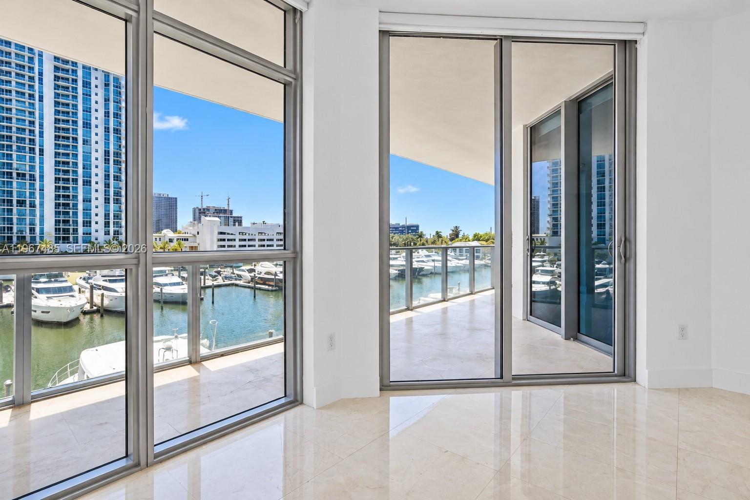 17301 Biscayne Blvd # 305